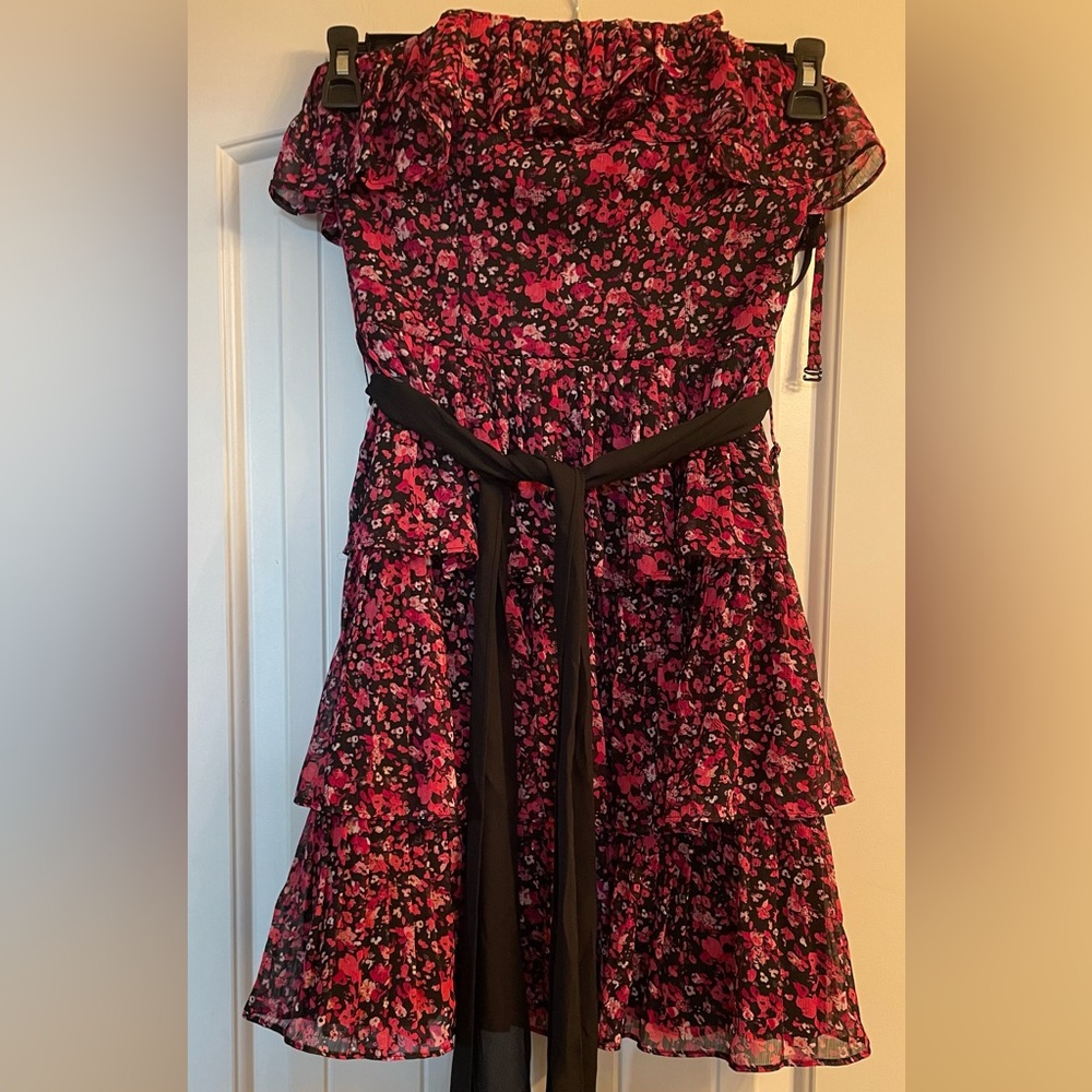 White House Black Market Pink and Black Asymmetrical Skirt